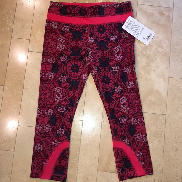 lululemon athletica Pants - LULULEMON Inspire Crop ll lululemon athletica Pants - LULULEMON Inspire Crop ll